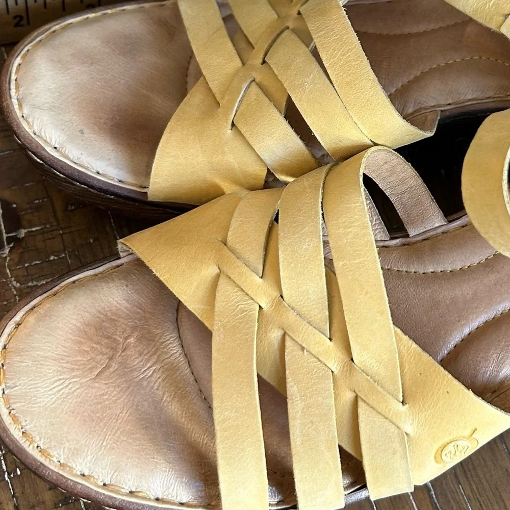 Born Yellow Strappy Sandals block heels 9